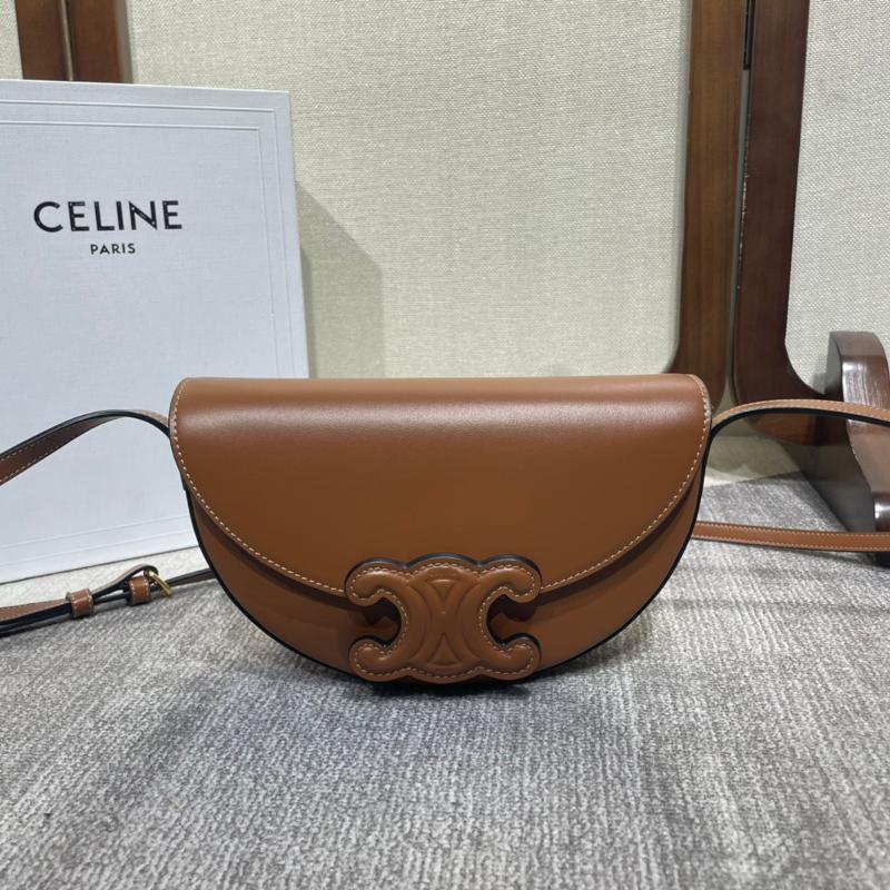 Celine Shoulder Handbag 111233 Whole Skin Coffee
